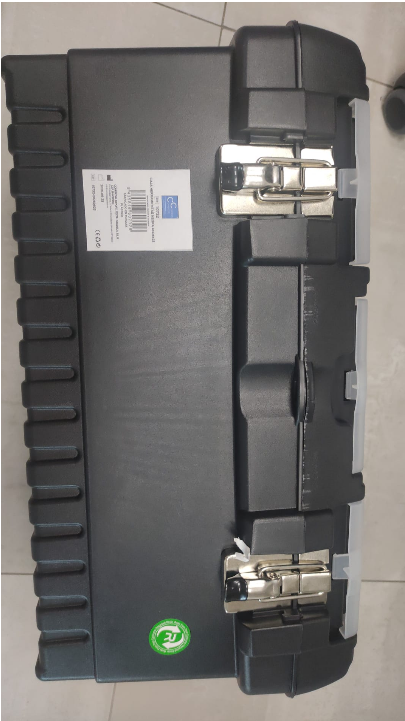 Caja de Herramientas Profesional Compacta 48×26×23 cm con Cierres Metálicos Click&Lock — Comercial Candela
