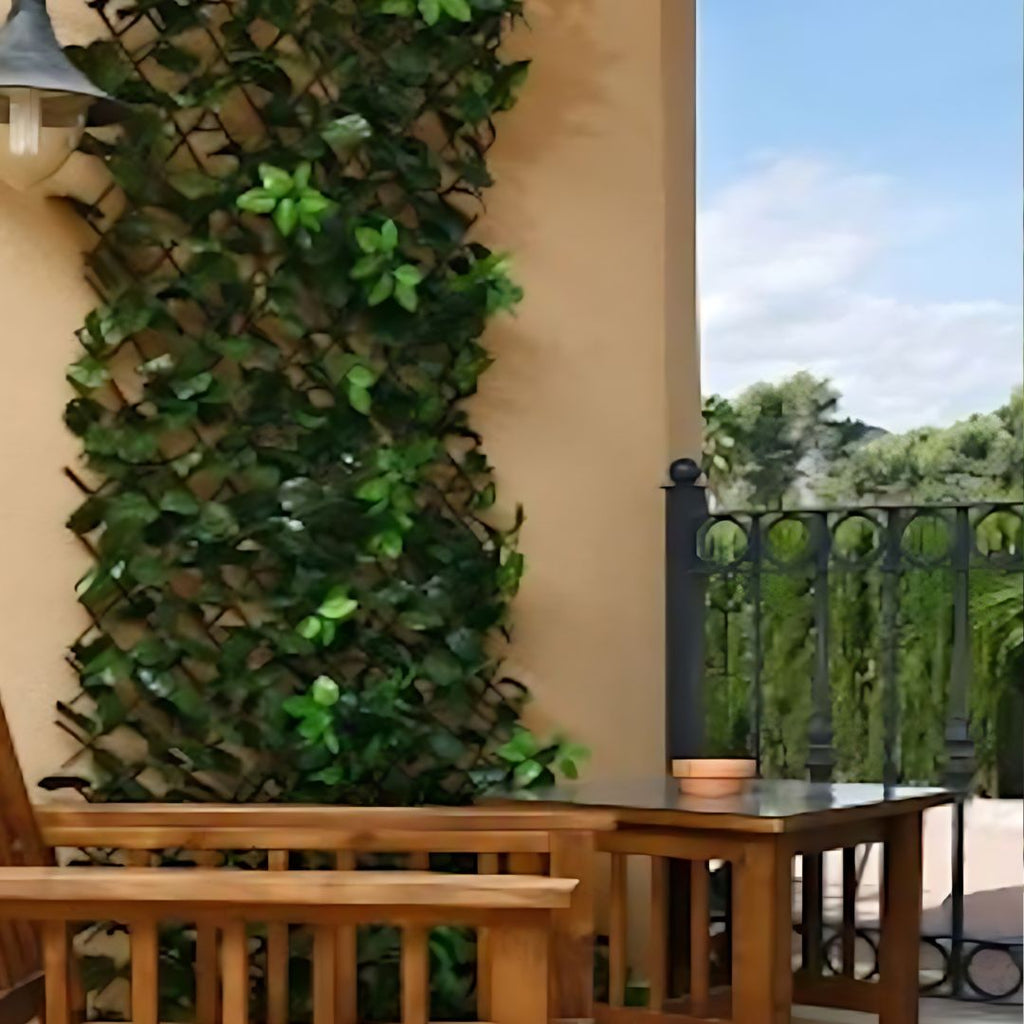 Celosía extensible de mimbre natural con hojas de hiedra 1x2 metros